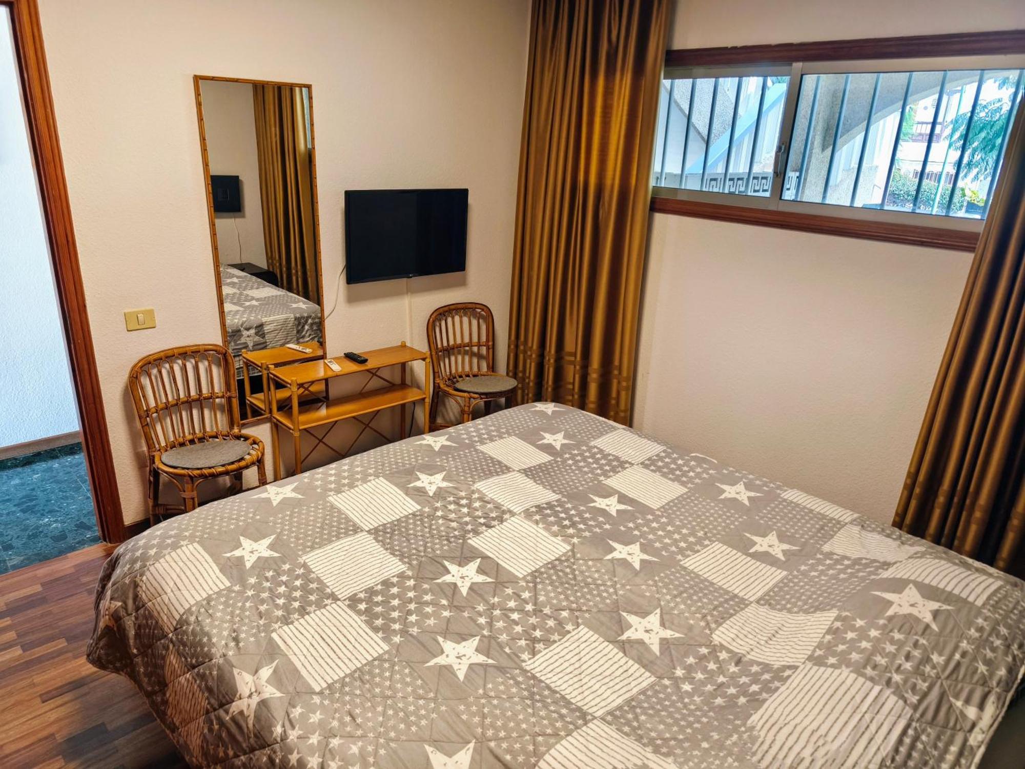 Ferienwohnung Elegant And Peaceful Aparments With Pool And Garden Puerto de la Cruz  Exterior foto